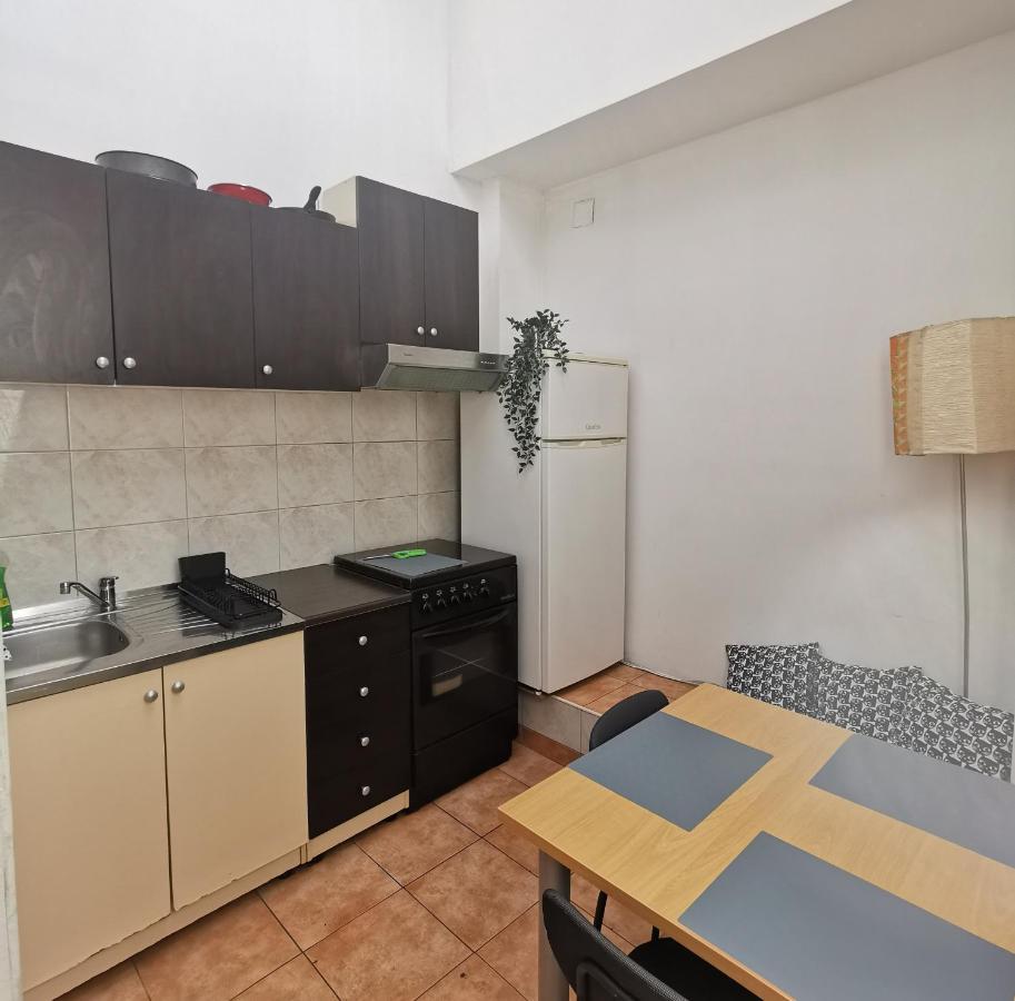 Central Apartment City Zagreb Buitenkant foto